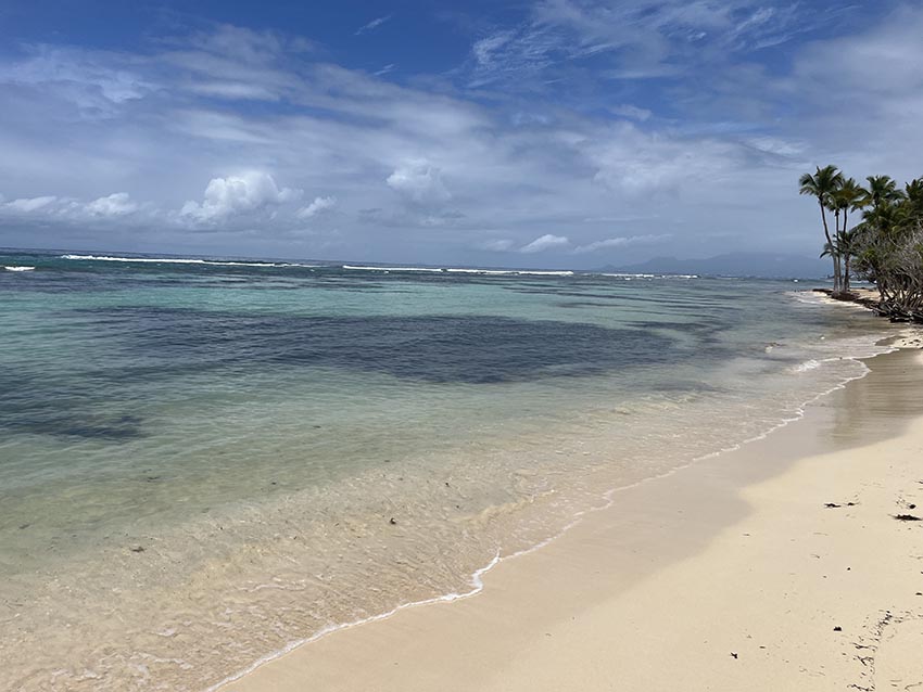 Plage de la Caravelle