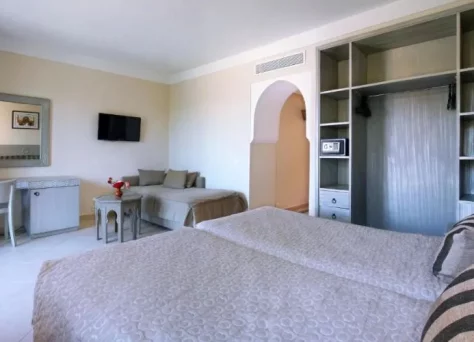 Madina : chambre jusqu'à 4 personnes