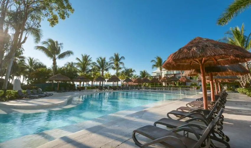Sandos Caracol Eco Resort
