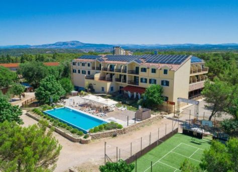 Hôtels-clubs à Split : comparez les clubs famille près de Split