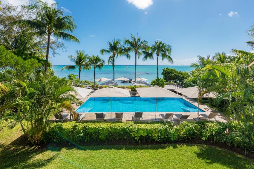 Mont Choisy Beach R