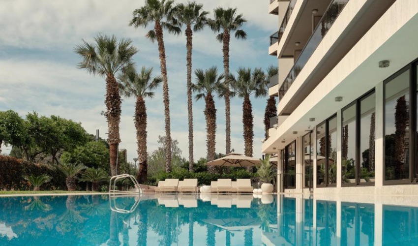 Golden Sun Hotel