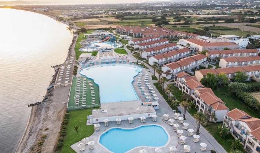 Hôtel White Olive Marine Aquapark