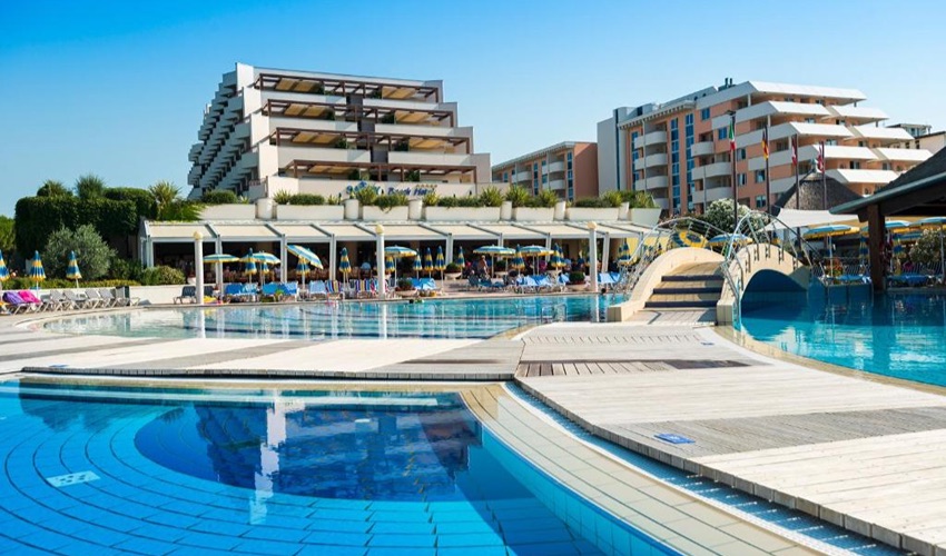 Savoy Beach Hotel & Thermal Spa