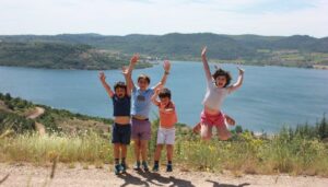 Voyager avec une famille nombreuse